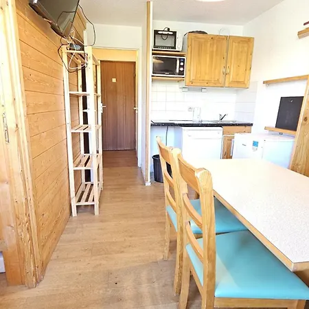 - Inout - 6 Beds Flat J-16